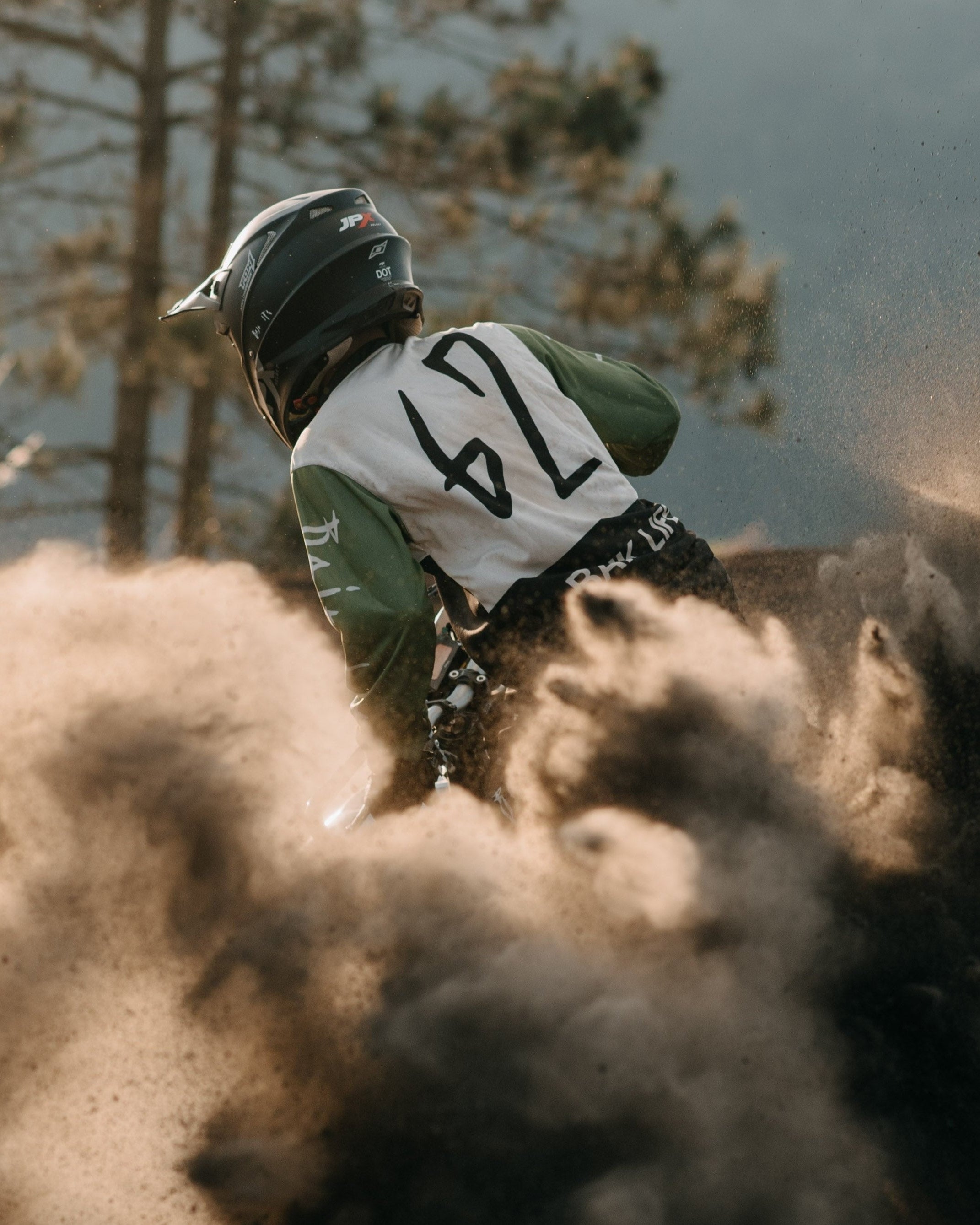 Full-day: volcano & deep forest trails