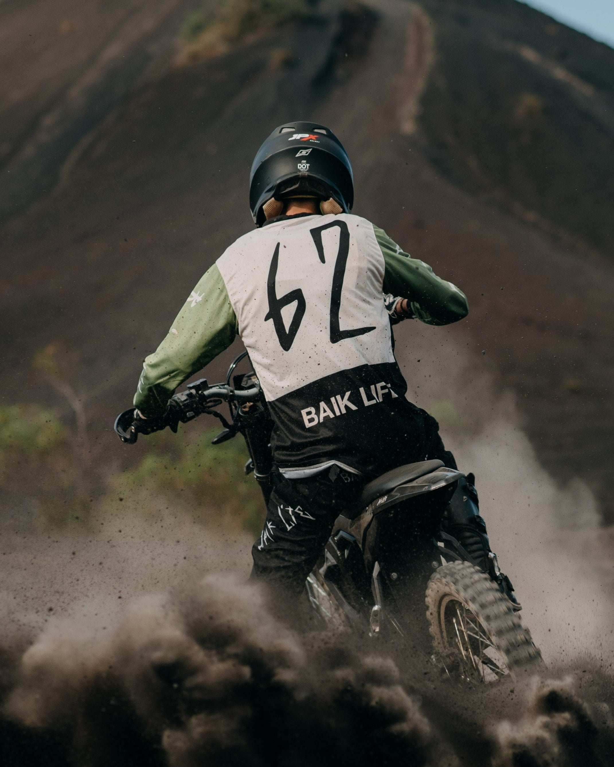 2-Day extreme adventure: double full-day ride + overnight volcano stay