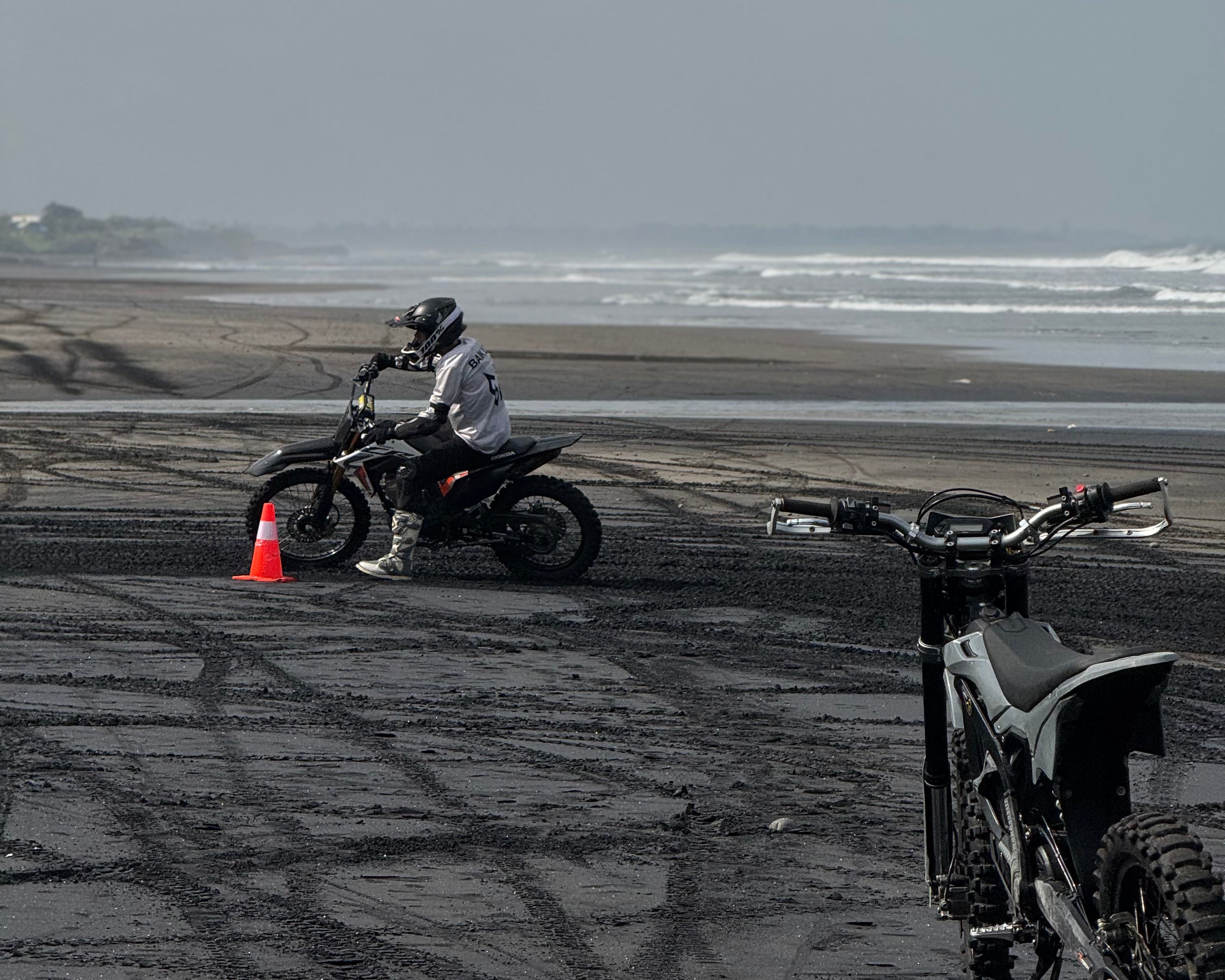Learn to ride manual dirtbikes
